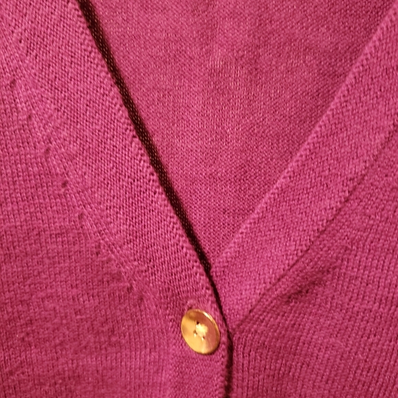 Four, different colours sweaters - Picture 4 of 12